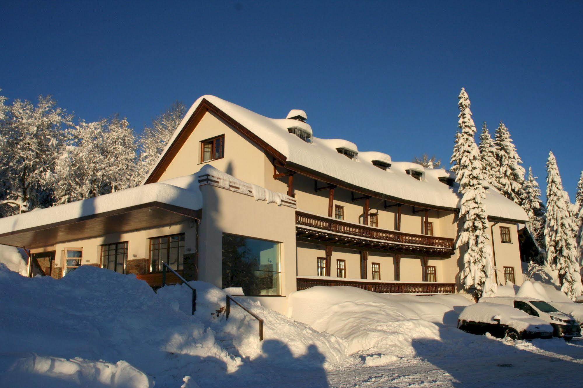 Boedele Alpenhotel Schwarzenberg im Bregenzerwald Esterno foto